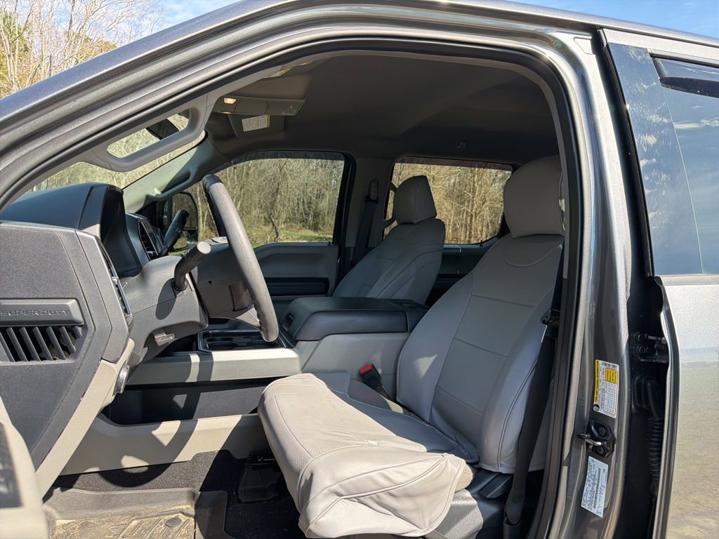 Used 2022 Ford F250 XLT w/ XLT Premium Package image 10