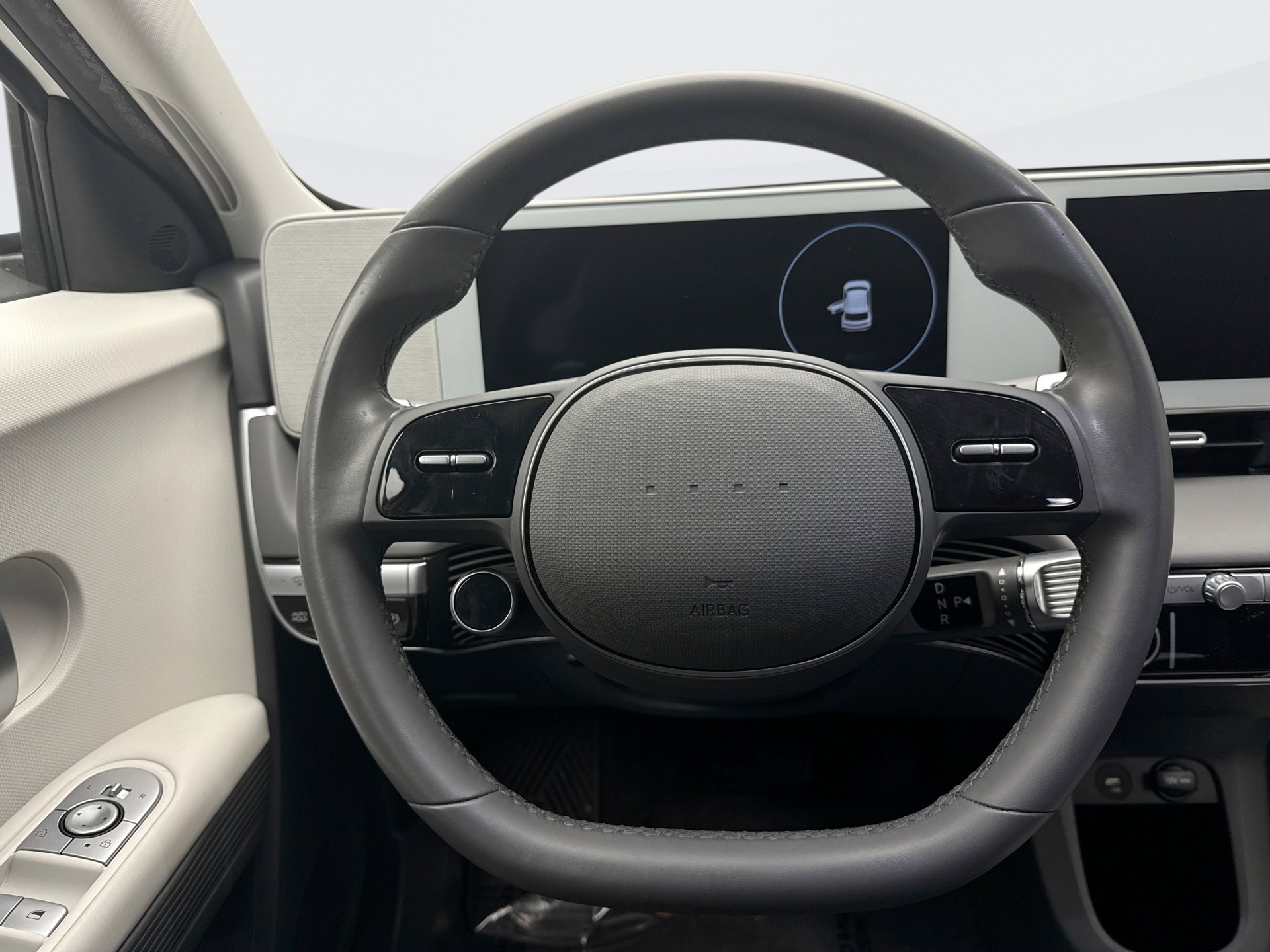 Used 2022 Hyundai Ioniq 5 SE image 12