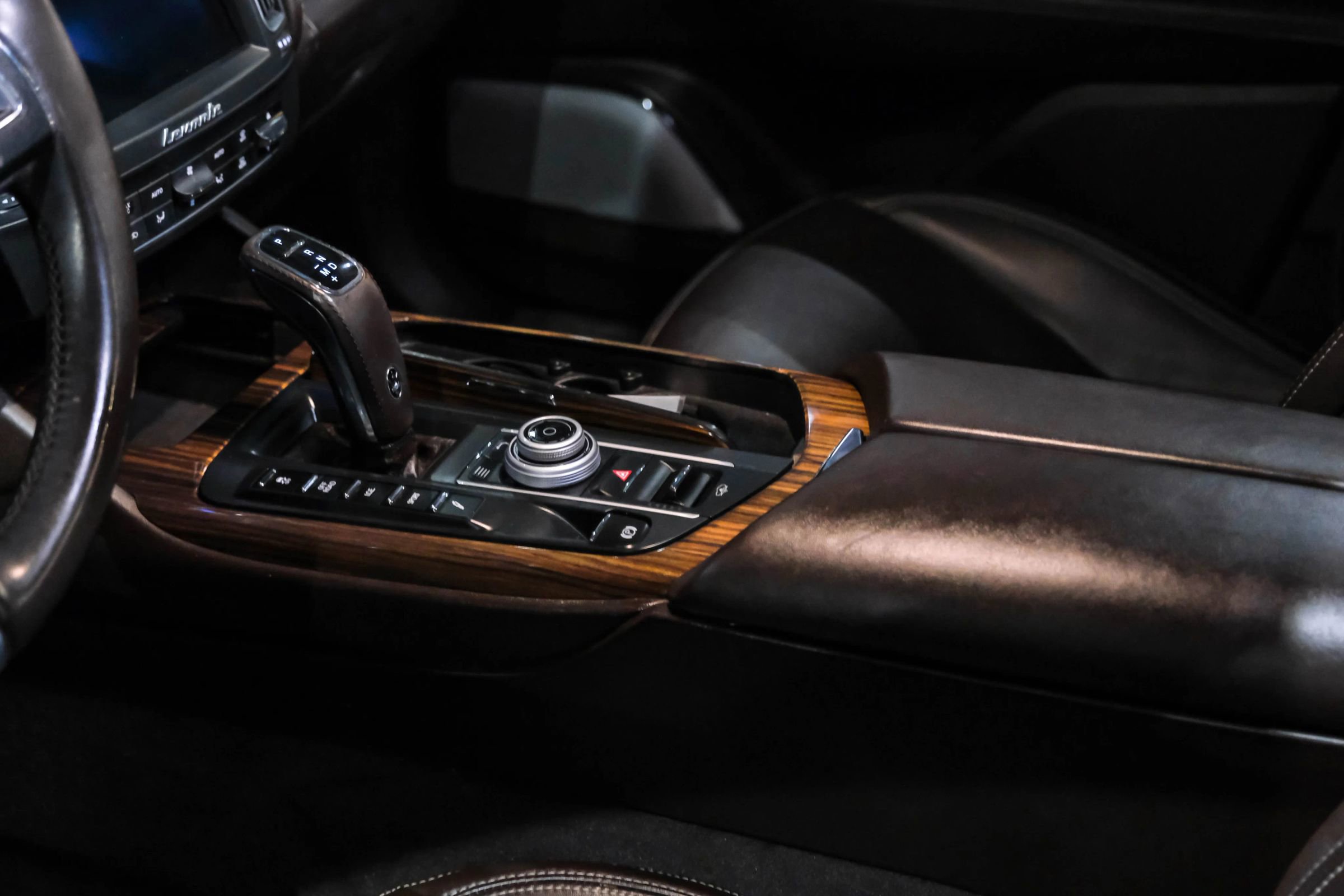 Used 2019 Maserati Levante GranLusso image 22