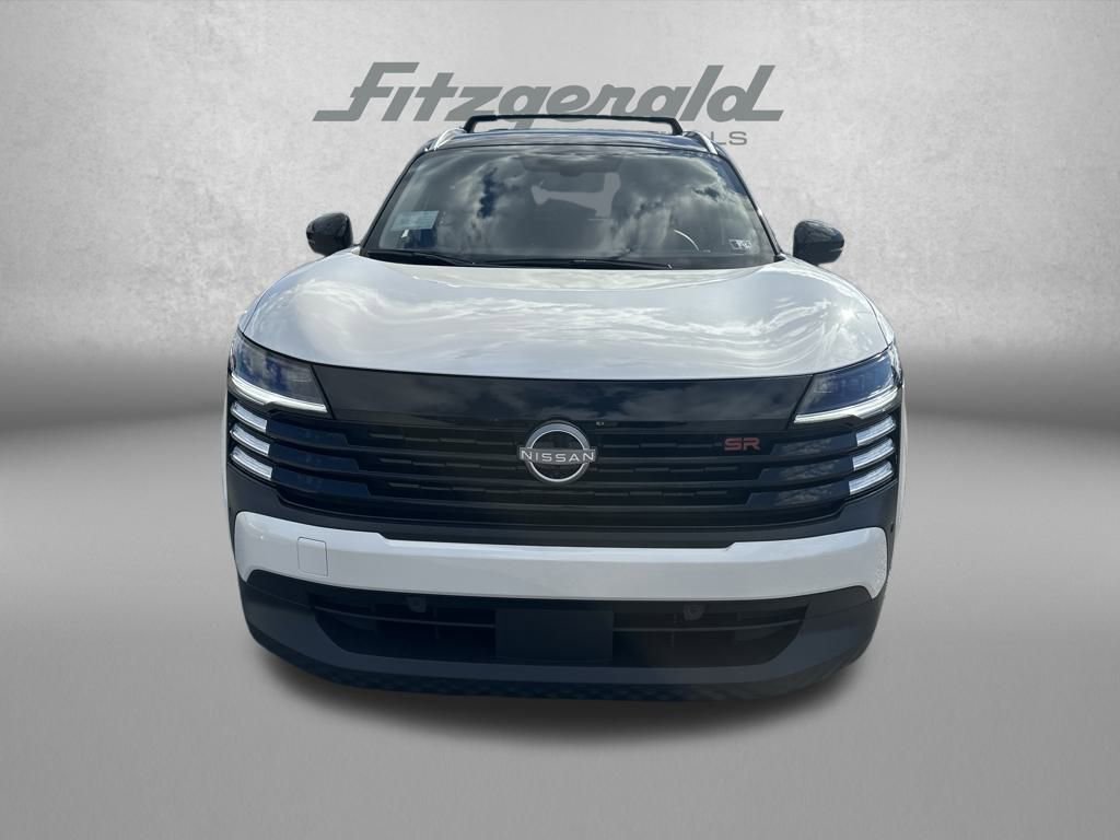 New 2026 Nissan Kicks SR w/ Cold Weather Package image 2