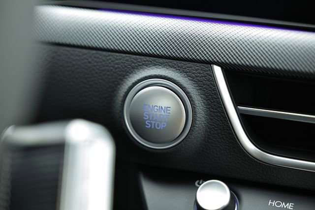 New 2025 Hyundai Sonata Limited image 15