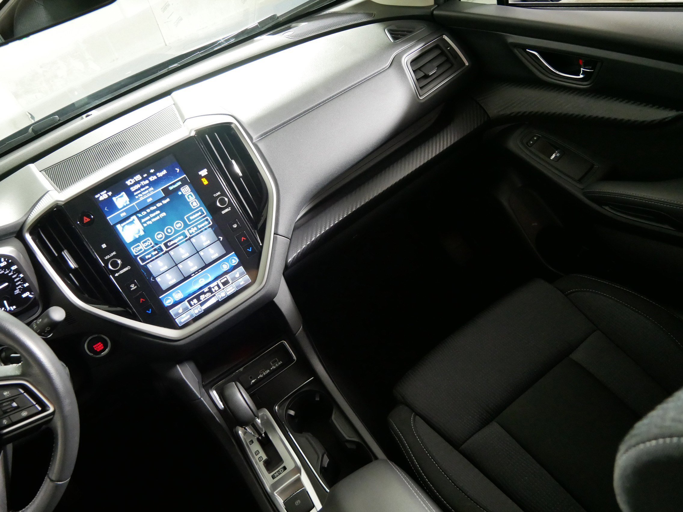 Used 2024 Subaru Ascent Premium w/ Convenience Package AWD/4WD image 11