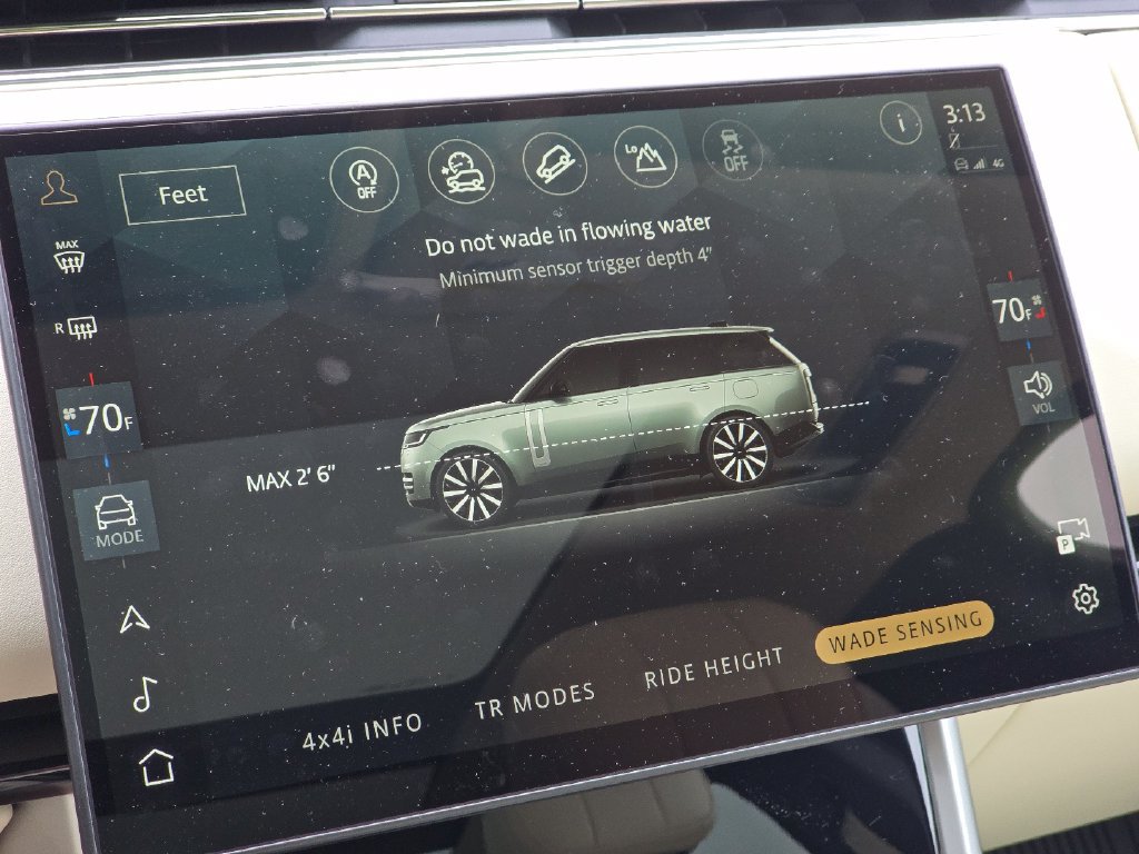 New 2026 Land Rover Range Rover Long Wheelbase SE AWD/4WD image 24