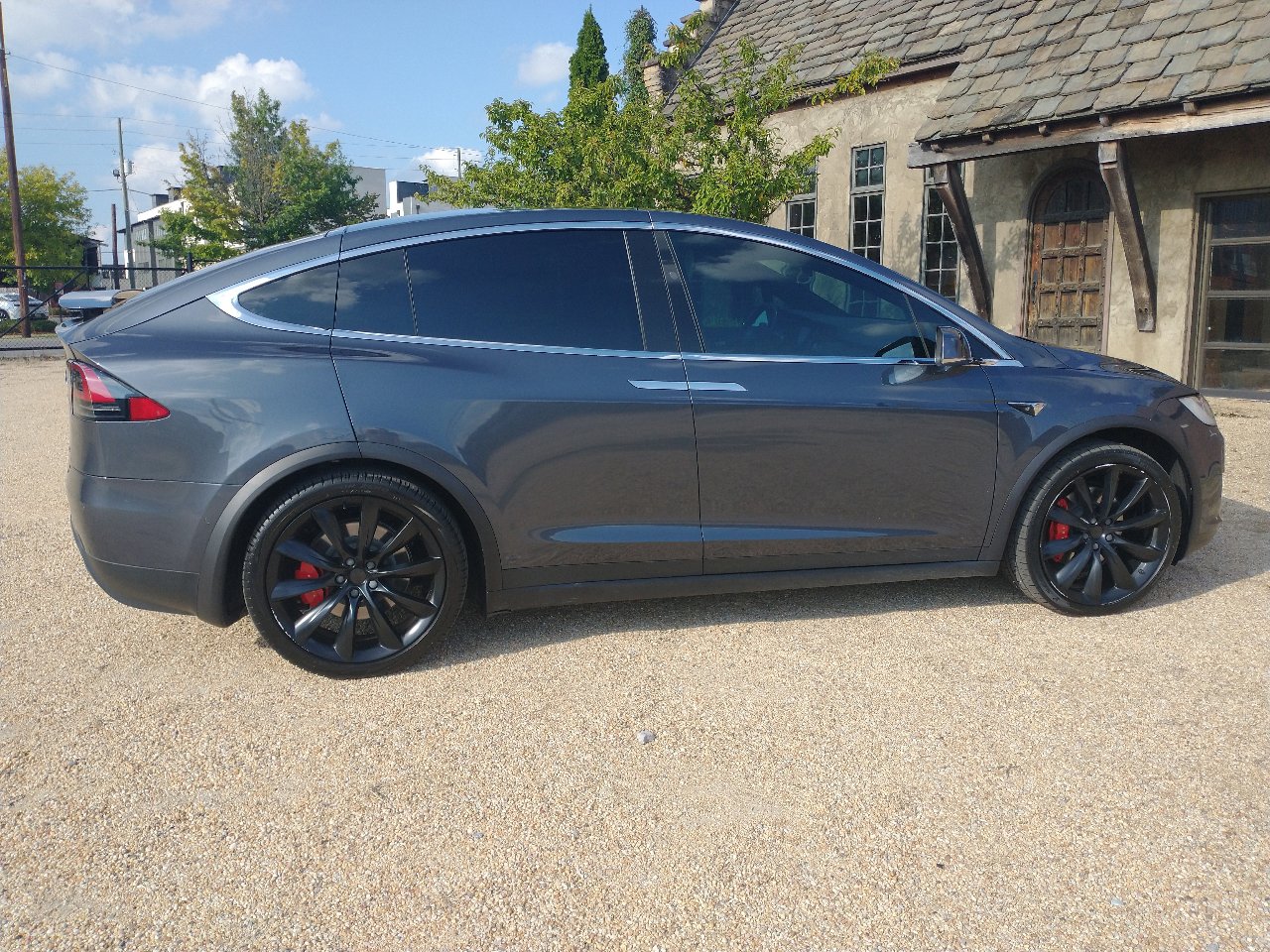 Used 2020 Tesla Model X Performance image 22
