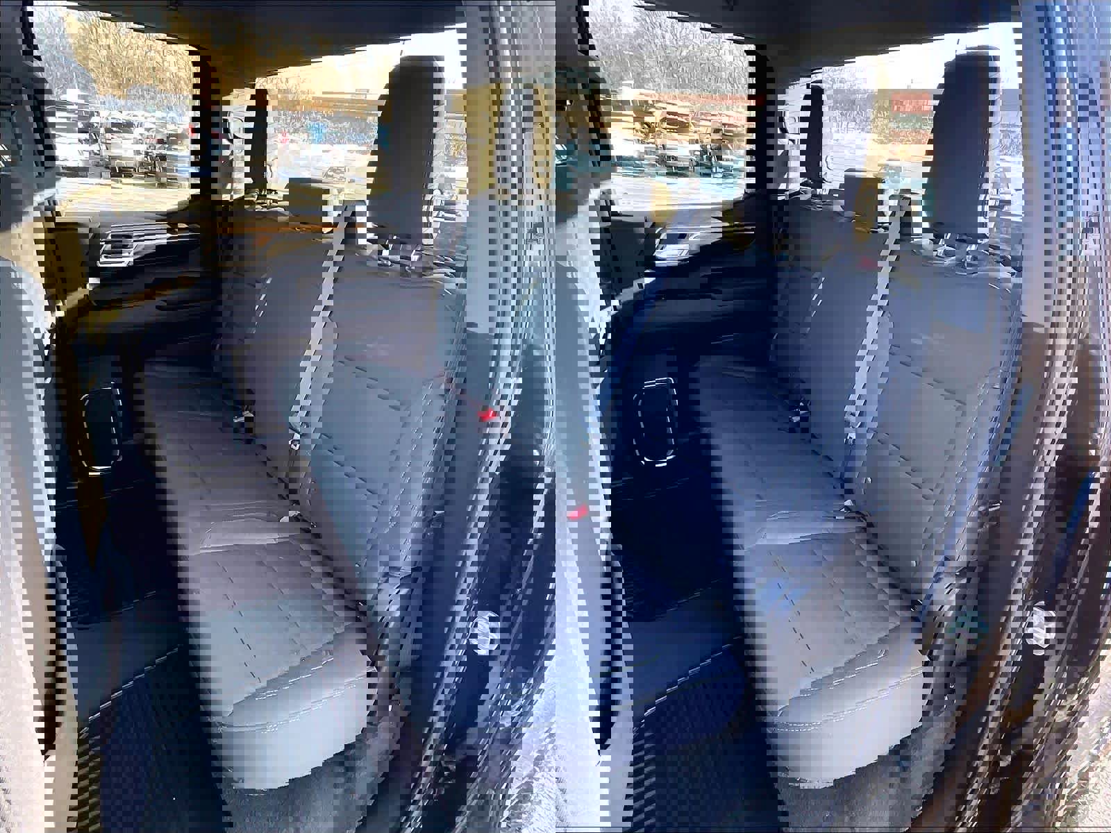 Used 2022 Chevrolet Silverado 1500 LT image 14