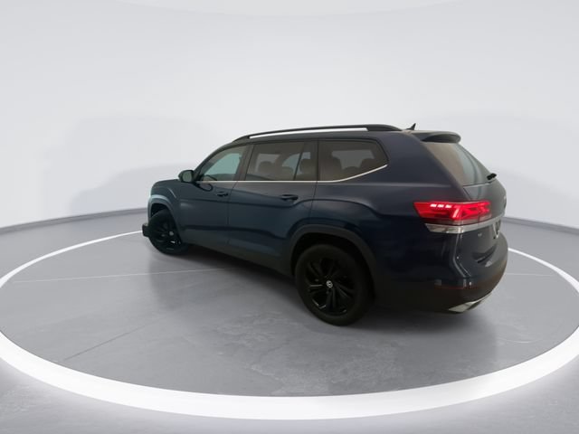 Used 2023 Volkswagen Atlas SE w/ Panoramic Sunroof Package AWD/4WD image 4