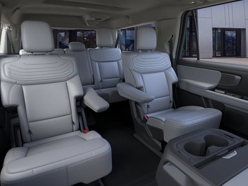 New 2026 Ford Expedition Max Platinum w/ Platinum Ultimate Package AWD/4WD image 13