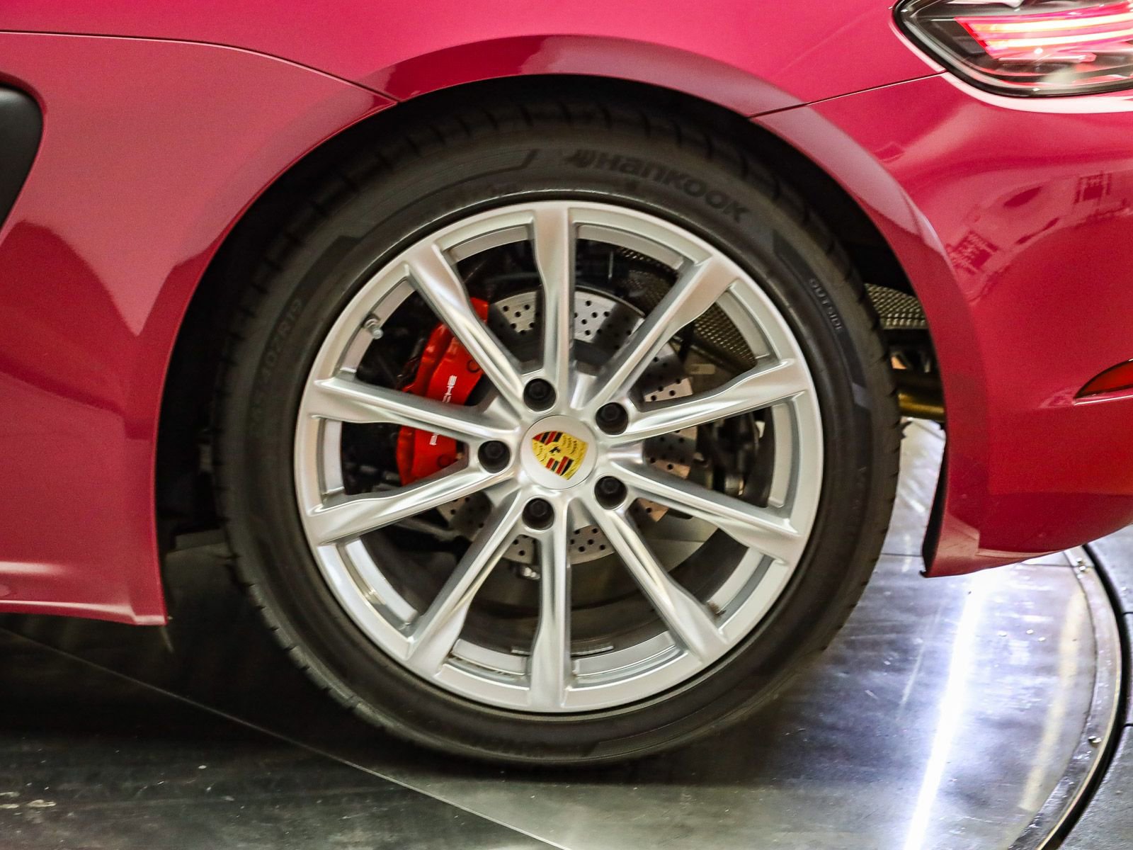 Used 2025 Porsche 718 Cayman S image 7