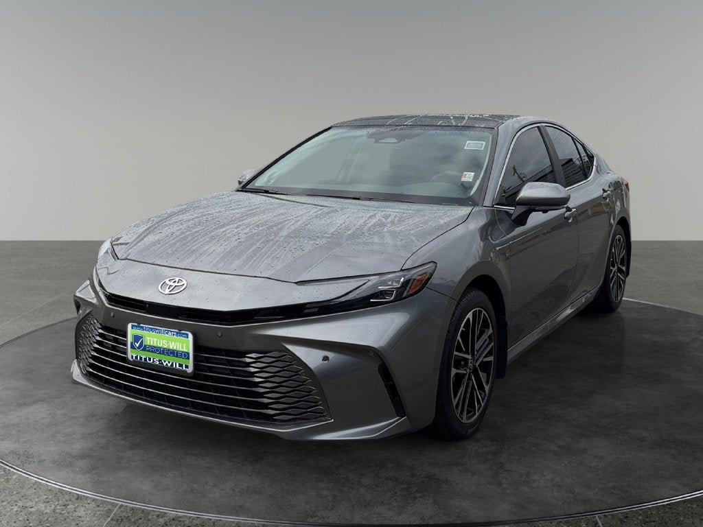 Used 2025 Toyota Camry XLE w/ Premium Plus Package AWD/4WD image 3