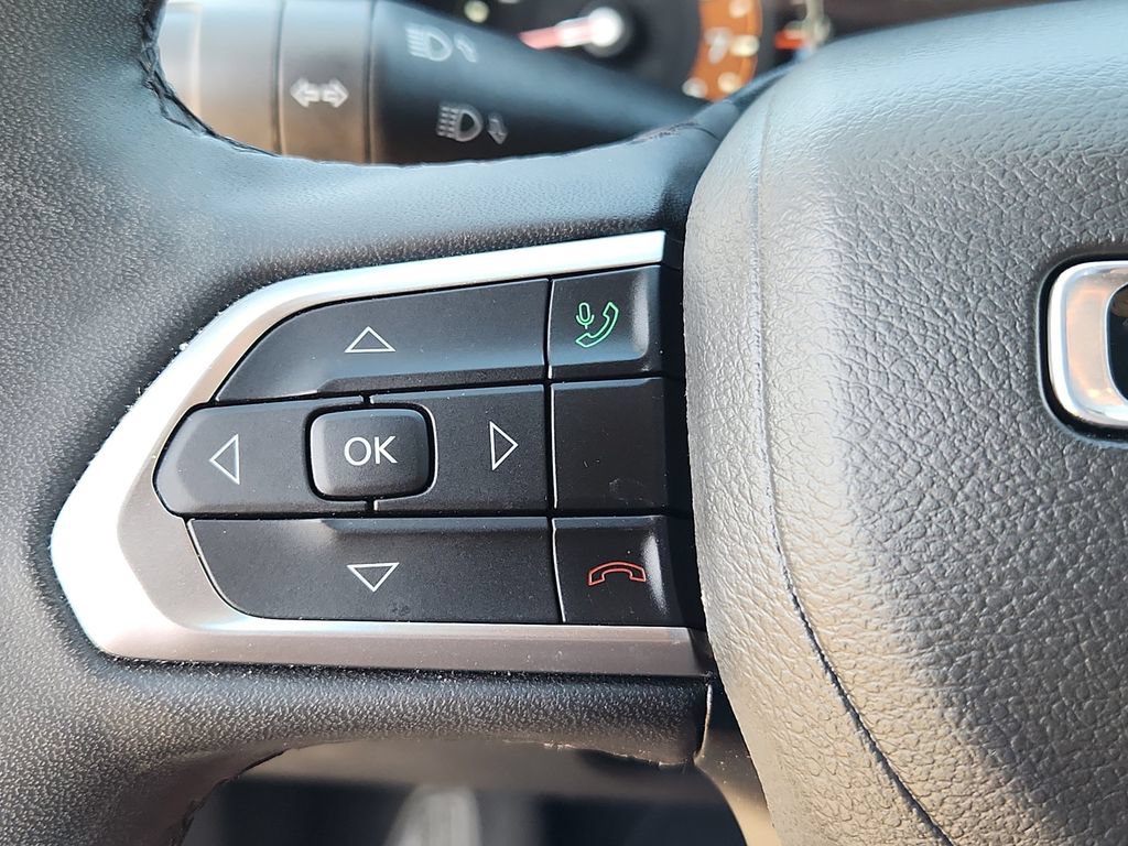 Certified 2025 Jeep Compass Limited AWD/4WD image 18