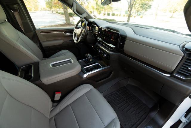 Used 2022 GMC Sierra 1500 SLT w/ SLT Convenience Package image 31