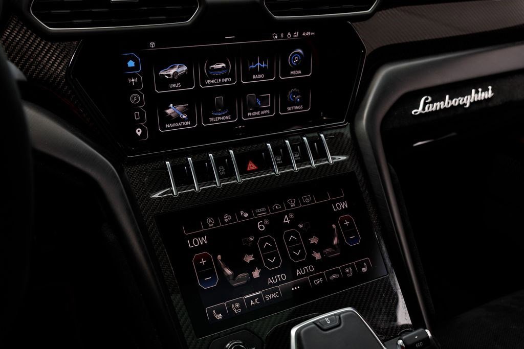 Used 2024 Lamborghini Urus Performante image 37