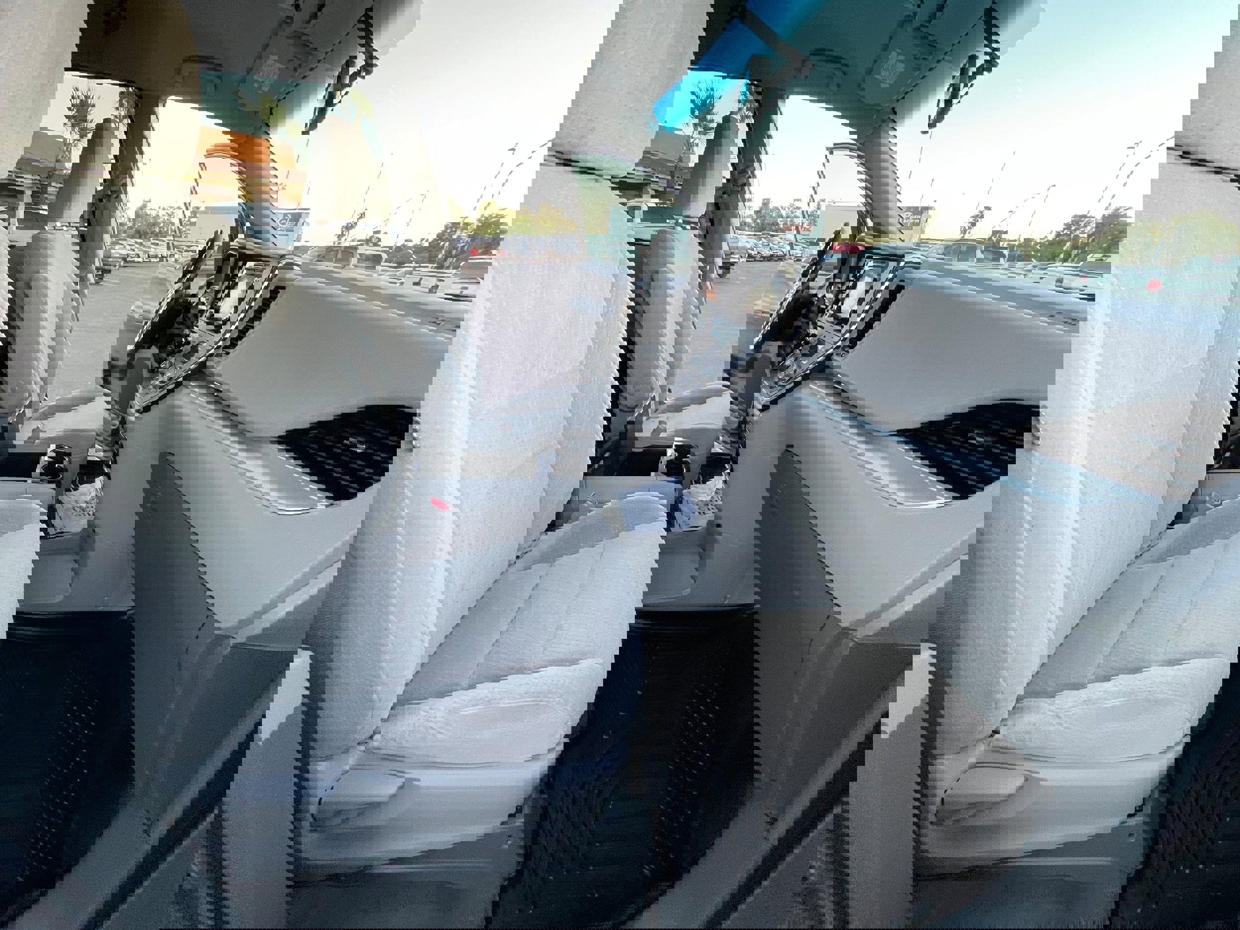 Used 2015 Toyota Sienna LE image 26