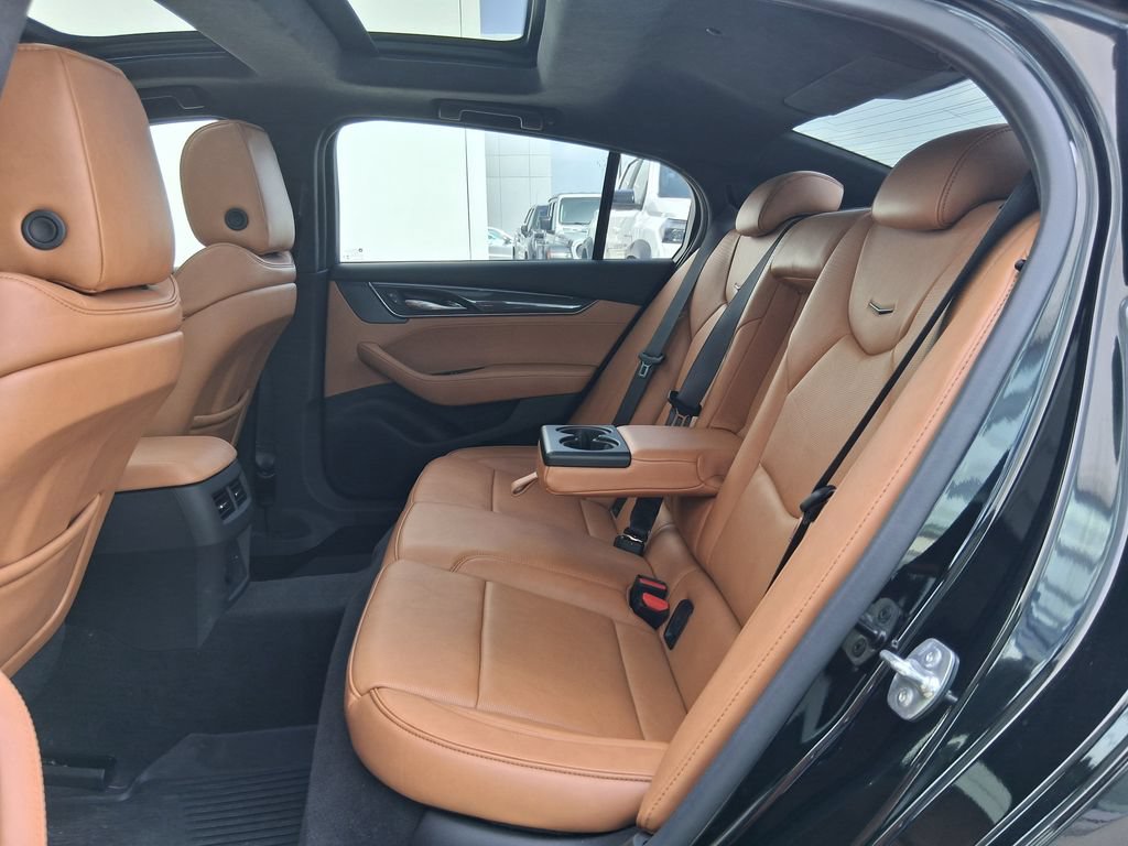 Used 2025 Cadillac CT5 V w/ Platinum Package RWD image 27