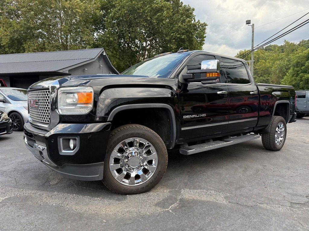 Used 2015 GMC Sierra 2500 Denali w/ Duramax Plus Package image 43