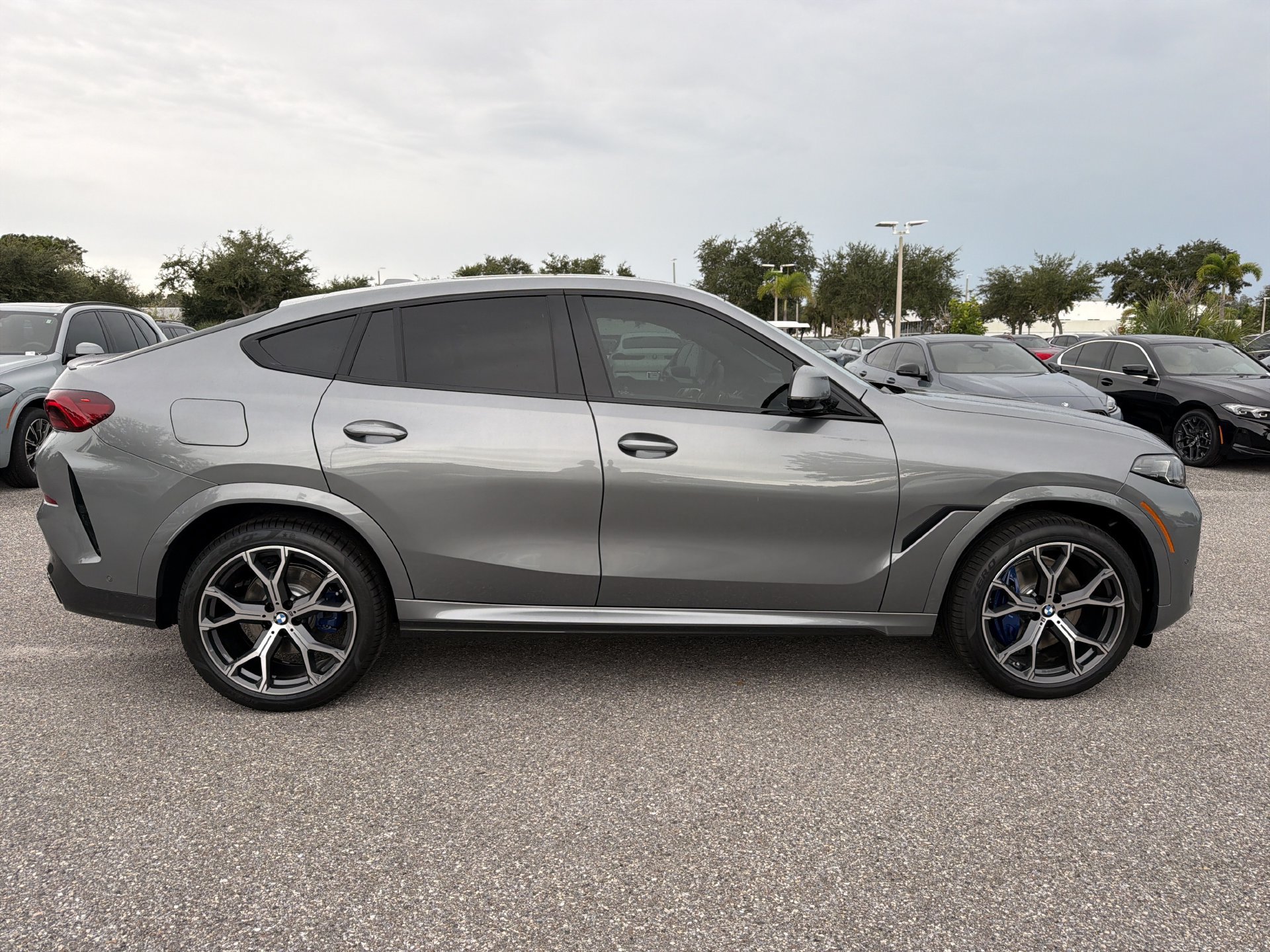 New 2027 BMW X6 xDrive40i AWD/4WD image 3