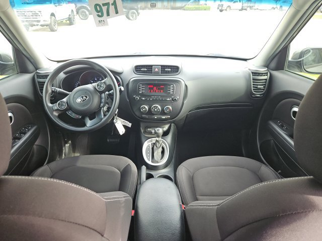 Used 2015 Kia Soul FWD image 9