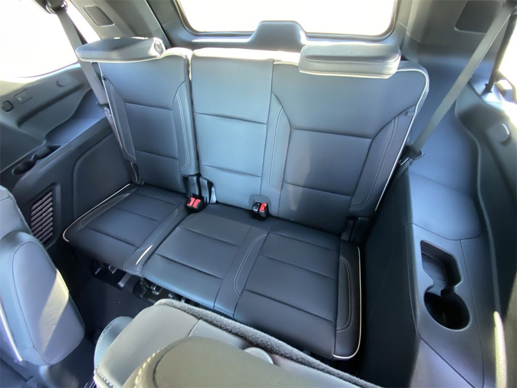 New 2026 GMC Yukon Elevation image 37