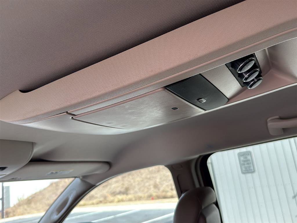 Used 2012 Chrysler Town & Country Touring w/ Entertainment Group #1 image 6