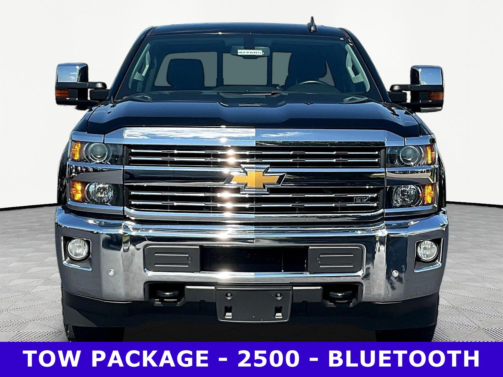 Used 2016 Chevrolet Silverado 2500 LTZ w/ LTZ Plus Package AWD/4WD image 2