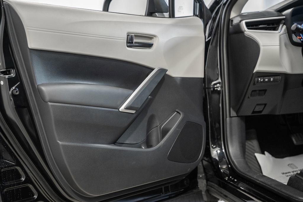 New 2026 Toyota Corolla Cross L image 29