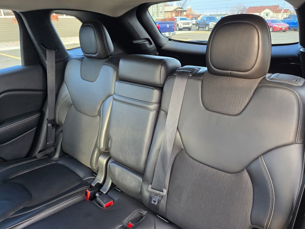Used 2018 Jeep Cherokee Latitude Plus image 19