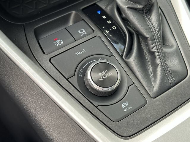 Certified 2023 Toyota RAV4 XLE Premium AWD/4WD image 23
