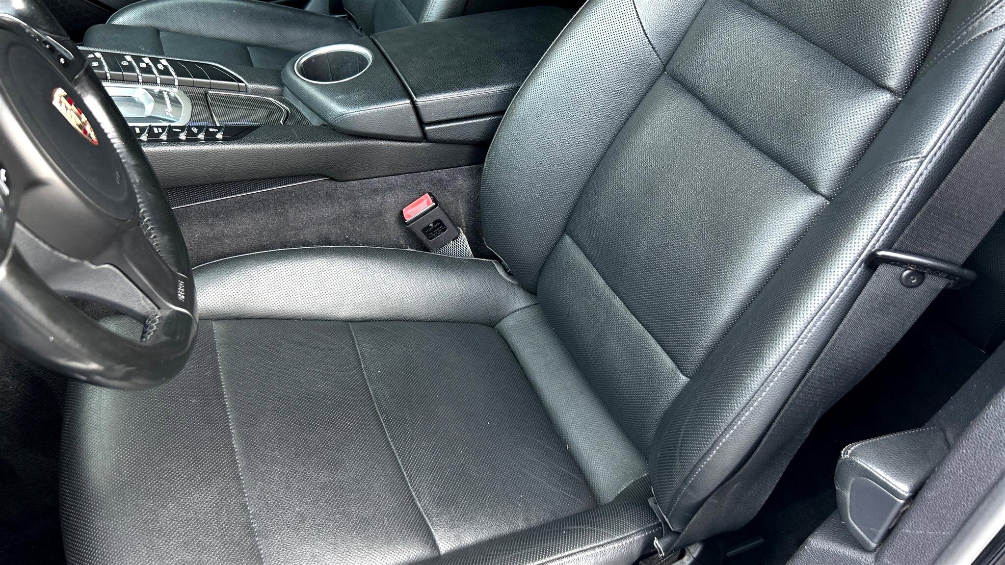 Used 2015 Porsche Panamera 4S image 41