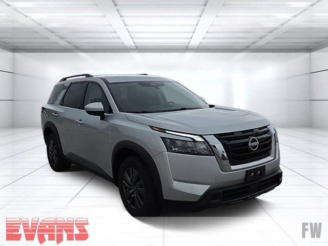 Used 2024 Nissan Pathfinder SV
