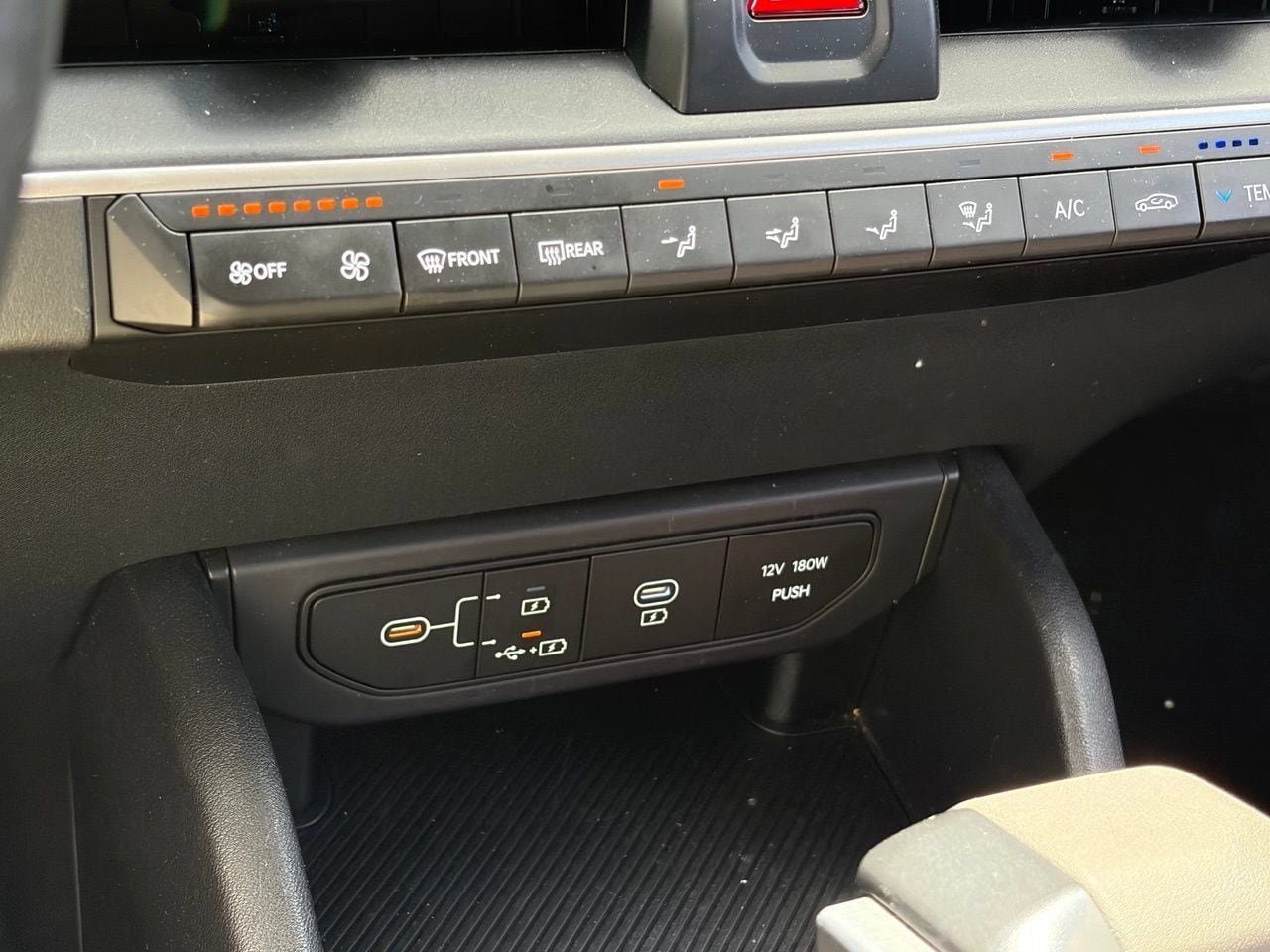 Used 2025 Kia K4 FWD image 9