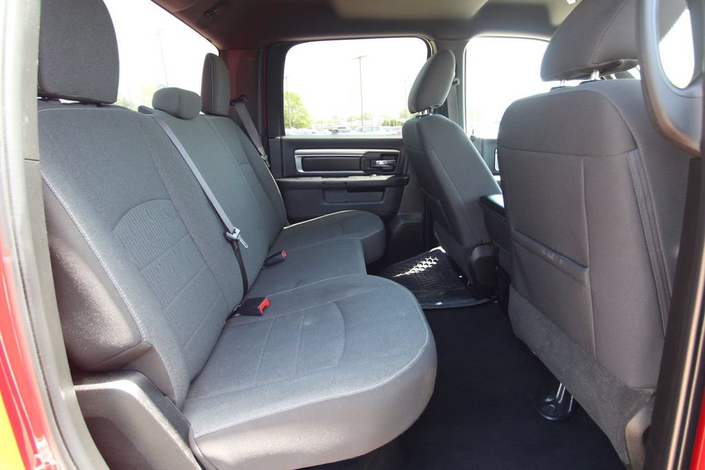 Used 2024 RAM 1500 Warlock AWD/4WD image 9