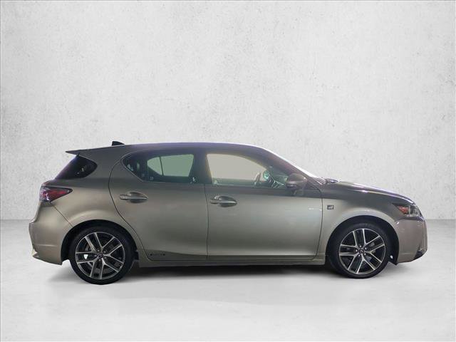 Used 2017 Lexus CT 200h FWD image 4