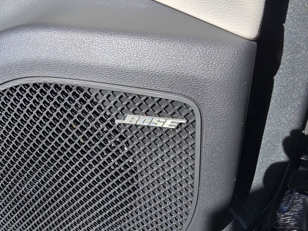 New 2026 Hyundai Tucson Limited image 18