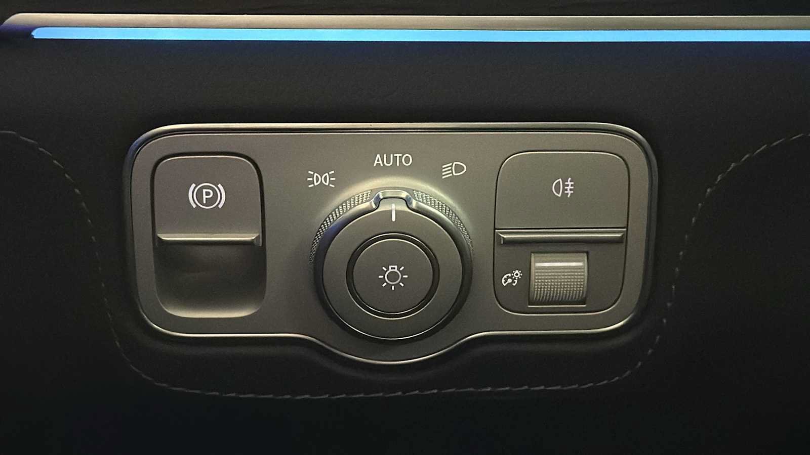 New 2026 Mercedes-Benz GLS 450 4MATIC image 17