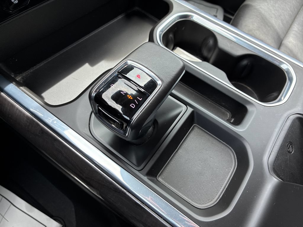 Used 2022 Chevrolet Silverado 1500 LTZ w/ Technology Package AWD/4WD image 36