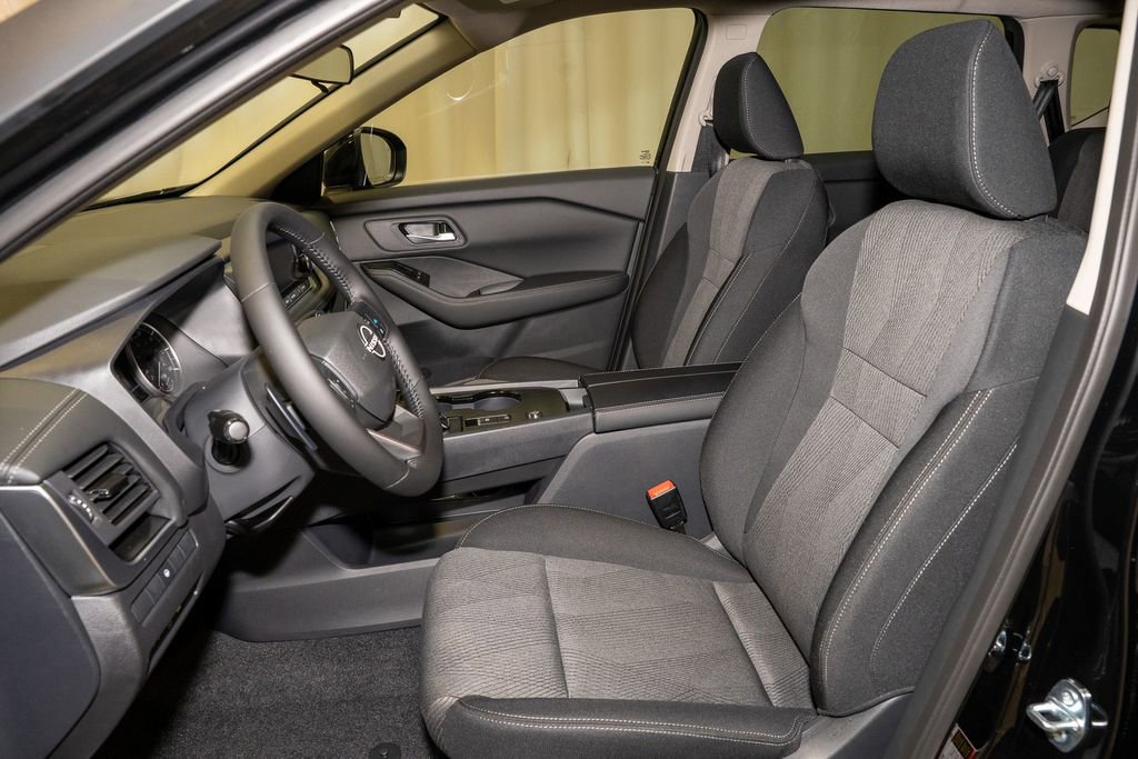 New 2026 Nissan Rogue SV image 12