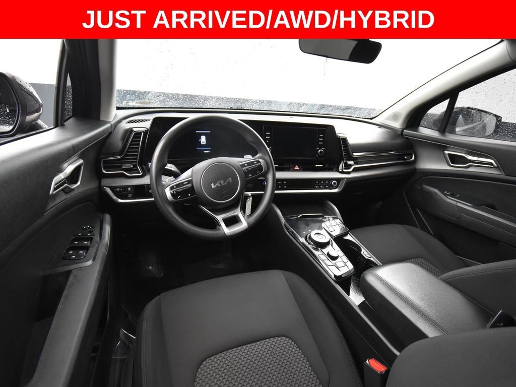 Used 2023 Kia Sportage LX AWD/4WD image 11