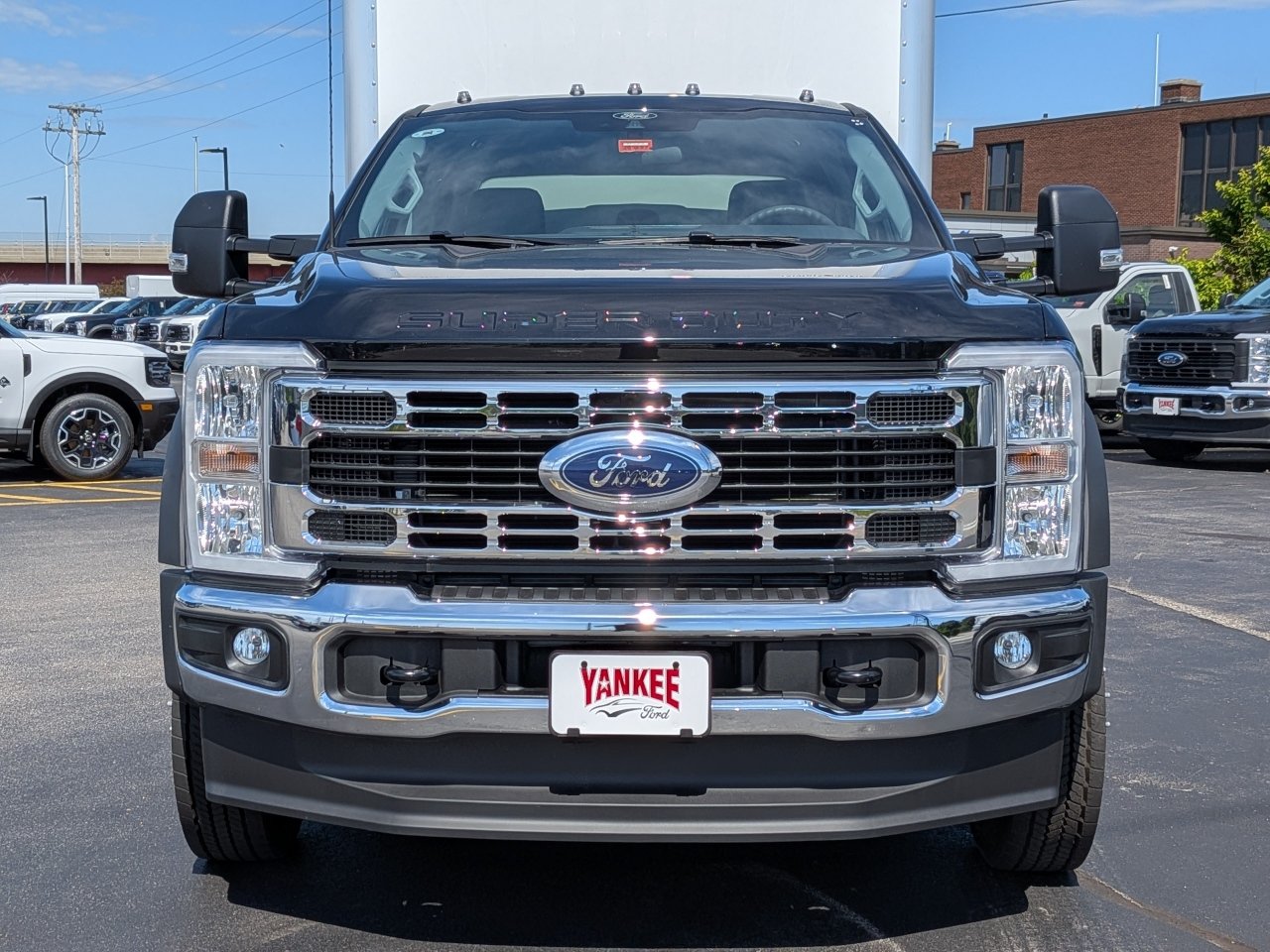 New 2026 Ford F550 4x4 Crew Cab Super Duty w/ Snow Plow Prep Package image 8