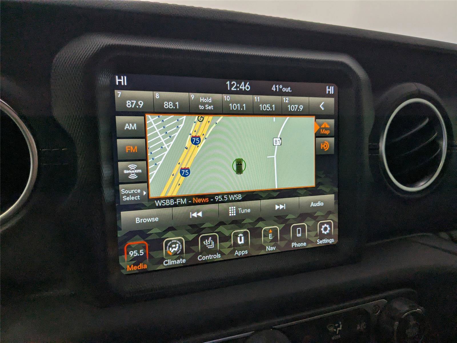 Used 2021 Jeep Wrangler Unlimited Sahara w/ Cold Weather Group image 18