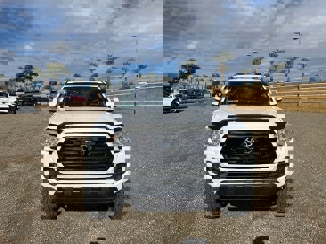 Used 2017 Toyota Tacoma SR w/ Tow Package image 12