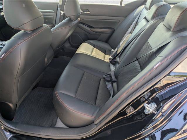 Used 2024 Nissan Altima 2.5 SR FWD image 16