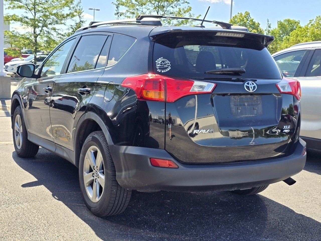 Used 2015 Toyota RAV4 XLE AWD/4WD image 5