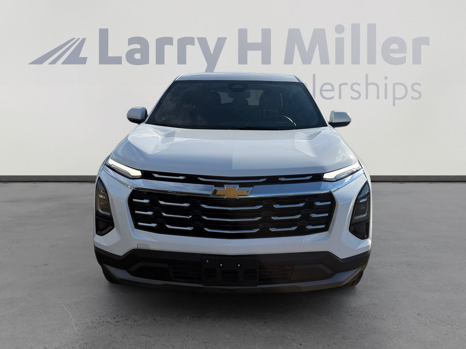 Used 2025 Chevrolet Equinox LT FWD image 8