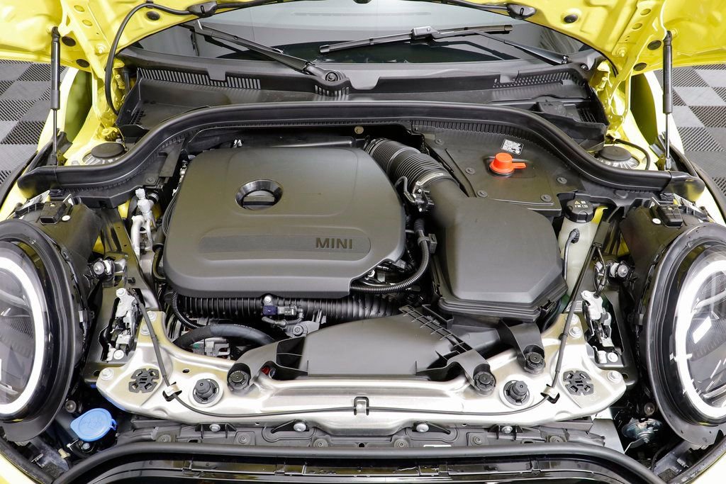 New 2026 MINI Cooper 2-Door Hardtop image 22