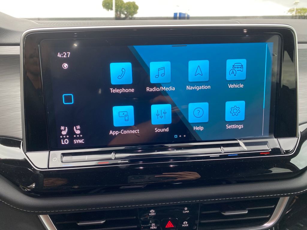 New 2026 Volkswagen Atlas Cross Sport SE AWD/4WD image 16