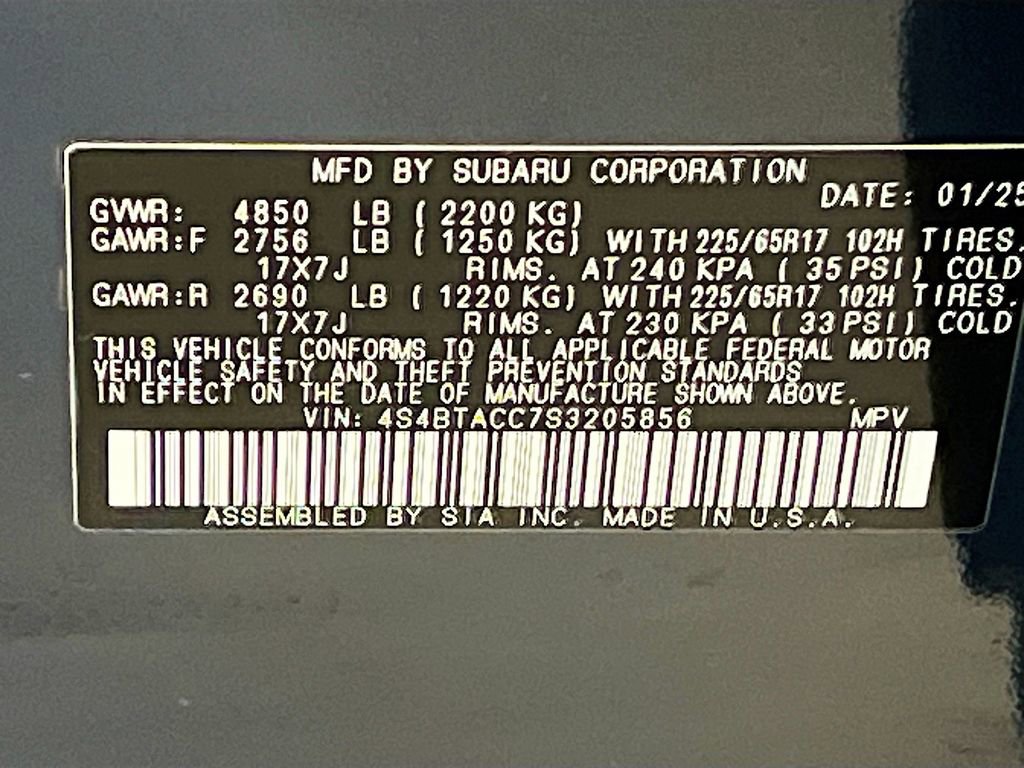 Used 2025 Subaru Outback Premium image 31