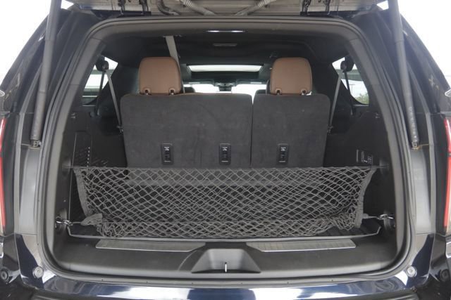 Used 2024 Chevrolet Suburban High Country image 33