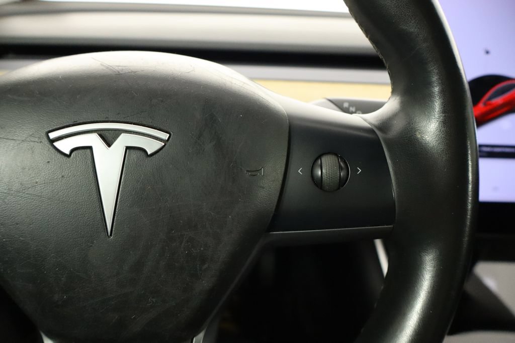 Used 2018 Tesla Model 3 Long Range RWD image 23
