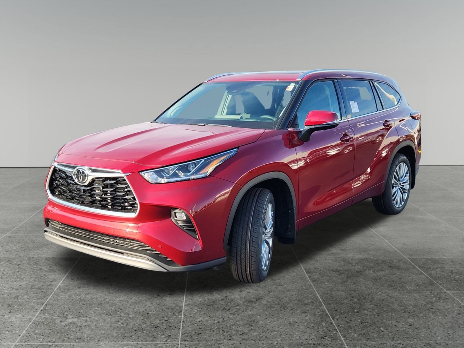 New 2025 Toyota Highlander Limited image 3