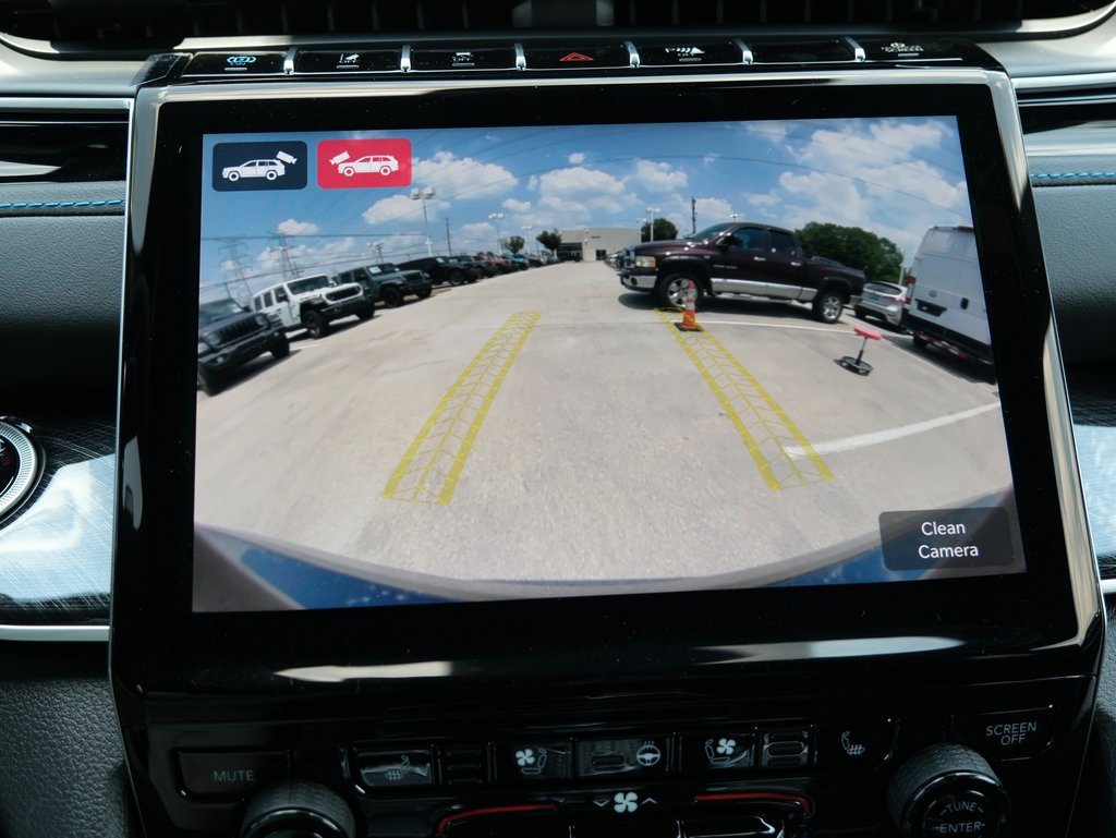 Used 2024 Jeep Grand Cherokee Trailhawk w/ Luxury Tech Group III image 24